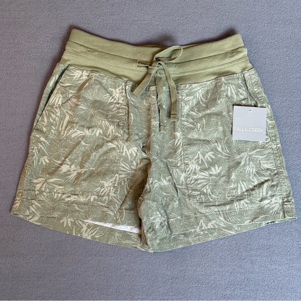 NEW Falls Creek Women’s Green leaf Linen Blend Pull on Shorts size small‎